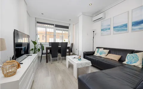 Buy an Apartment in Torrevieja, Spain. Playa de los locos area, 3 bedrooms, 92 m2, 3 bedrooms, 92 m² — €154900
