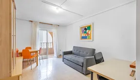 Studio for sale in Torrevieja, Spain. Estacion de autobuses area, 42 m2 - photo 2