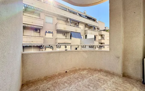 Apartment for sale in Torrevieja, Spain. Playa del Cura area, 2 bedrooms, 76 m2, 2 bedrooms, 76 m² — €159900