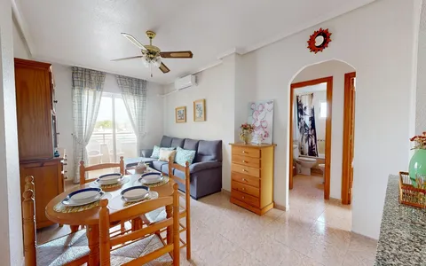 Buy an Apartment in Torrevieja, Spain. Playa del Cura area, 3 bedrooms, 73 m2, 3 bedrooms, 73 m² — €145990