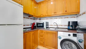 Comprar un Piso en Torrevieja, España. Zona de la  Playa de los Locos, 3 dormitorios, 65 m2 - photo 4