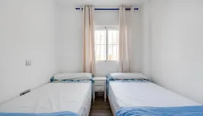 Comprar un Piso en Torrevieja, España. Zona de la  Playa de los Locos, 3 dormitorios, 65 m2 - photo 5
