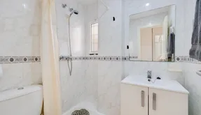 Comprar un Piso en Torrevieja, España. Zona de la  Playa de los Locos, 3 dormitorios, 65 m2 - photo 6