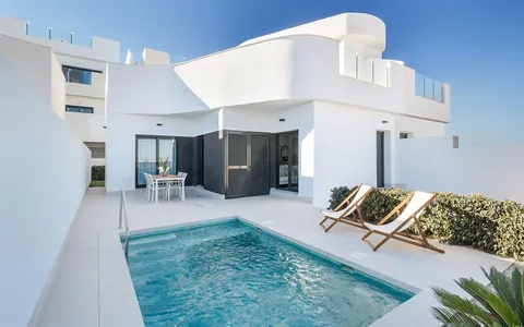 Torrevieja, real estate. Lago jardin area, 3 bedrooms, 84 m2, 3 bedrooms, 84 m² — €539000