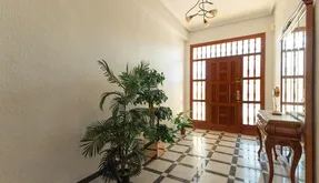 Buy an House in Spain. Desamparados area, 5 bedrooms, 1122 m2 - photo 6