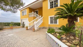 Buy an Town house in Spain. Montepinar-La Aparecida-Raiguero area, 3 bedrooms, 270 m2 - photo 2