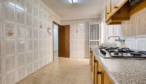 Buy an Apartment Spain. Zona Centro area, 4 bedrooms, 129 m2 - photo 3