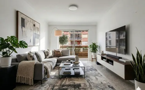 Buy an Apartment Spain. Zona Centro area, 4 bedrooms, 129 m2, 4 bedrooms, 129 m² — €141900