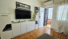 Bungalow in Torrevieja, Spain. Nueva Torrevieja area, 1 bedroom, 43 m2 - photo 4