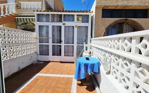 Bungalow in Torrevieja, Spain. Nueva Torrevieja area, 1 bedroom, 43 m2, 1 bedrooms, 43 m² — €130900