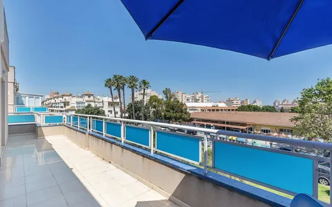 Osta Penthouse Espanjasta, Torrevieja. Estacion de autobuses area, 3 bedrooms, 92 m2, 3 bedrooms, 92 m² — €213500