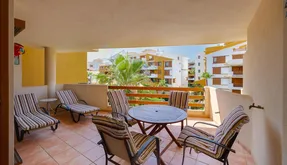 Comprar una vivienda en Torrevieja, España. Zona de la  Punta Prima, 2 dormitorios, 75 m2 - photo 2