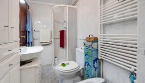 Torrevieja bienes raíces, Piso en venta. Zona de la Centro, 1 dormitorio, 61 m2 - photo 2