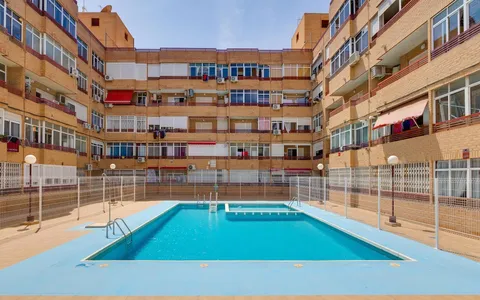 Torrevieja bienes raíces, Piso en venta. Zona de la Centro, 1 dormitorio, 61 m2, 1 dormitorios, 61 m² — €109969
