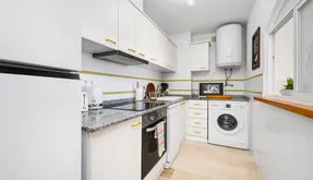 Property in Torrevieja. Playa del Cura area, 2 bedrooms, 80 m2 - photo 3