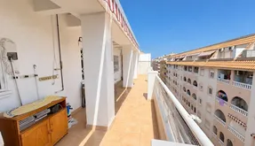 Bienes raíces Torrevieja, Ático en venta. Zona de la Estacion de autobuses, 3 dormitorios, 85 m2 - photo 3