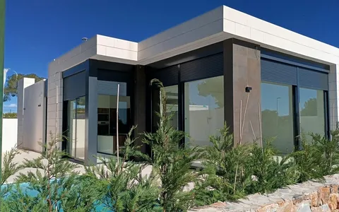Продажа недвижимости. Район Lo Romero Golf, 3 спальни, 122 м2