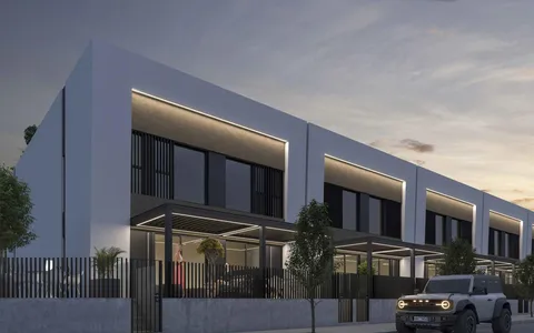Real estate in Spain, Town house. Afueras area, 2 bedrooms, 87 m2, 2 bedrooms, 87 m² — €269000
