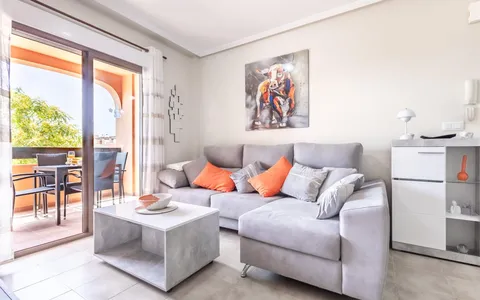 Buy an Apartment in Torrevieja, Spain. Zona los Frutales area, 2 bedrooms, 69 m2, 2 bedrooms, 69 m² — €164000