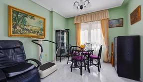 Buy an Apartment in Spain, Torrevieja. Antonio Machado area, 3 bedrooms, 103 m2 - photo 6
