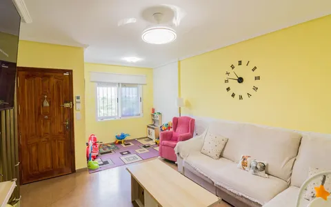 Property Spain, Town house. Desamparados-Hurchillo-Torremendo area, 3 bedrooms, 141 m2, 3 bedrooms, 141 m² — €159000