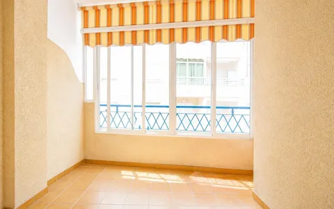 Real estate in Spain, Torrevieja. Estacion de autobuses area, 3 bedrooms, 70 m2, 3 bedrooms, 70 m² — €127000