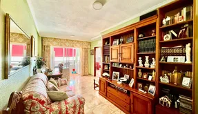 Torrevieja bienes raíces, Piso en venta. Zona de la Centro, 2 dormitorios, 69 m2 - photo 5