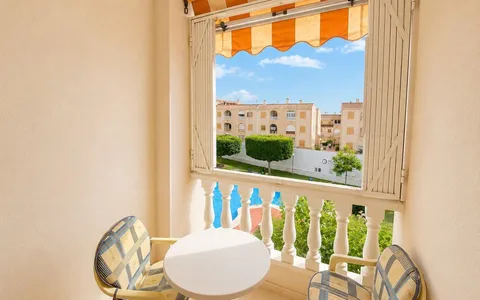 Comprar un Piso en Torrevieja, España. Zona de la Acequion, 1 dormitorio, 50 m2, 1 dormitorios, 50 m² — €103000