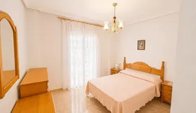 Bienes raíces en España, Torrevieja. Zona de la  Estacion de autobuses, 1 dormitorio, 48 m2 - photo 4