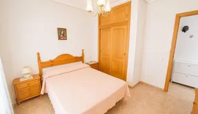 Bienes raíces en España, Torrevieja. Zona de la  Estacion de autobuses, 1 dormitorio, 48 m2 - photo 5