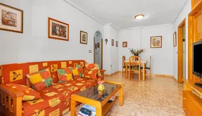 Torrevieja real estate, Apartment for sale. Playa del Cura area, 2 bedrooms, 64 m2 - photo 2
