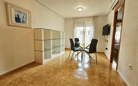 Comprar una vivienda en Torrevieja, España. Zona de la  Curva del Palangre, 2 dormitorios, 65 m2, 2 dormitorios, 65 m² — €149900