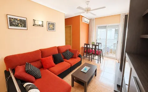 Buy property in Torrevieja, Spain. Estacion de autobuses area, 2 bedrooms, 58 m2, 2 bedrooms, 58 m² — €135000