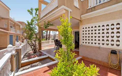 Orihuela Costa, Spain. Real Estate. Zeniamar-Horizonte-La Campana area, 3 bedrooms, 138 m2, 3 спалень, 138 m² — €315000