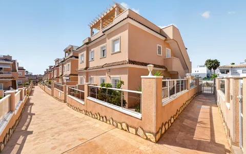 Buy an Apartment in Torrevieja, Spain. Los Balcones - Los Altos del Edén area, 2 bedrooms, 67 m2, 2 bedrooms, 67 m² — €269000