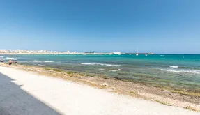 Apartment for sale in Torrevieja, Spain. Playa de los Naufragos area, 3 bedrooms, 98 m2 - photo 2