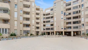 Torrevieja, real estate. Playa de los Locos area, 3 bedrooms, 109 m2 - photo 6