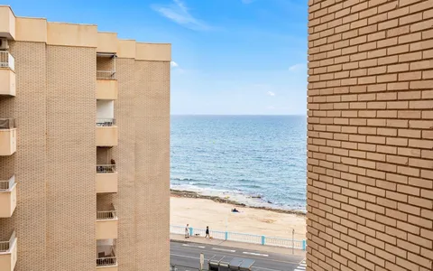 Torrevieja, real estate. Playa de los Locos area, 3 bedrooms, 109 m2, 3 bedrooms, 109 m² — €169900