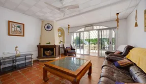 Bienes raíces en España, Torrevieja. Zona de la  La Siesta - El Salado - Torreta, 4 dormitorios, 212 m2 - photo 3