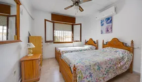 Bienes raíces en España, Torrevieja. Zona de la  La Siesta - El Salado - Torreta, 4 dormitorios, 212 m2 - photo 6