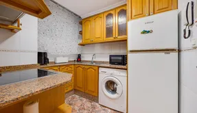 Propiedades en Torrevieja. Zona de la  Playa de los Locos, 2 dormitorios, 73 m2 - photo 2