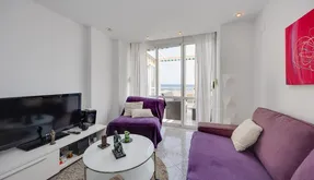 Comprar un Piso en Torrevieja, España. Zona de la Playa de los locos, 2 dormitorios, 55 m2 - photo 2