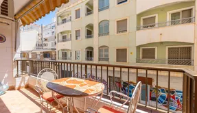 Torrevieja, real estate. Paseo maritimo area, 2 bedrooms, 90 m2 - photo 2