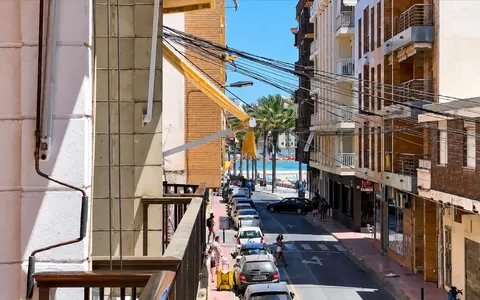 Torrevieja, real estate. Paseo maritimo area, 2 bedrooms, 90 m2, 2 bedrooms, 90 m² — €169900