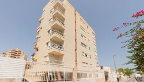 Buy real estate in Torrevieja, Spain. Nueva Torrevieja area, 2 bedrooms, 62 m2 - photo 5