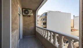 Buy an Apartment in Torrevieja, Spain. Centro area, 1 bedroom, 42 m2 - photo 4