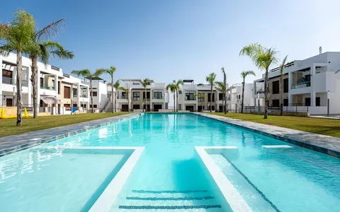 Торревьеха, Испания. Пентхаус на продажу. Район Lago jardin, 2 спальни, 63 м2, 2 спален, 63 m² — €345000