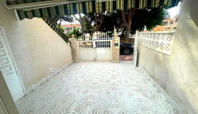 Real estate Torrevieja, Bungalow for sale. Playa de los Naufragos area, 2 bedrooms, 54 m2 - photo 2