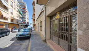 Torrevieja, España. Piso en venta. Zona de la  Paseo maritimo, 3 dormitorios, 75 m2 - photo 3