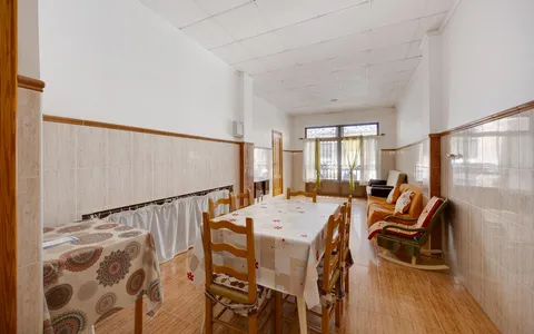 Torrevieja, Spain. Buy an Apartment . Paseo maritimo area, 3 bedrooms, 75 m2, 3 bedrooms, 75 m² — €154969